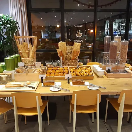南锡-布哈布瓦宜必思酒店 酒店 旺德夫尔莱南锡