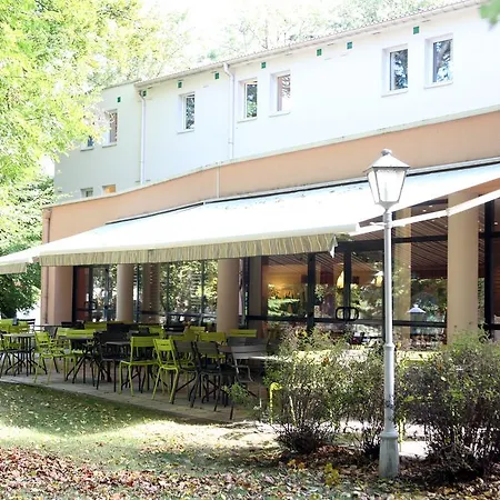 Ibis Nancy-brabois Вандёвр-ле-Нанси